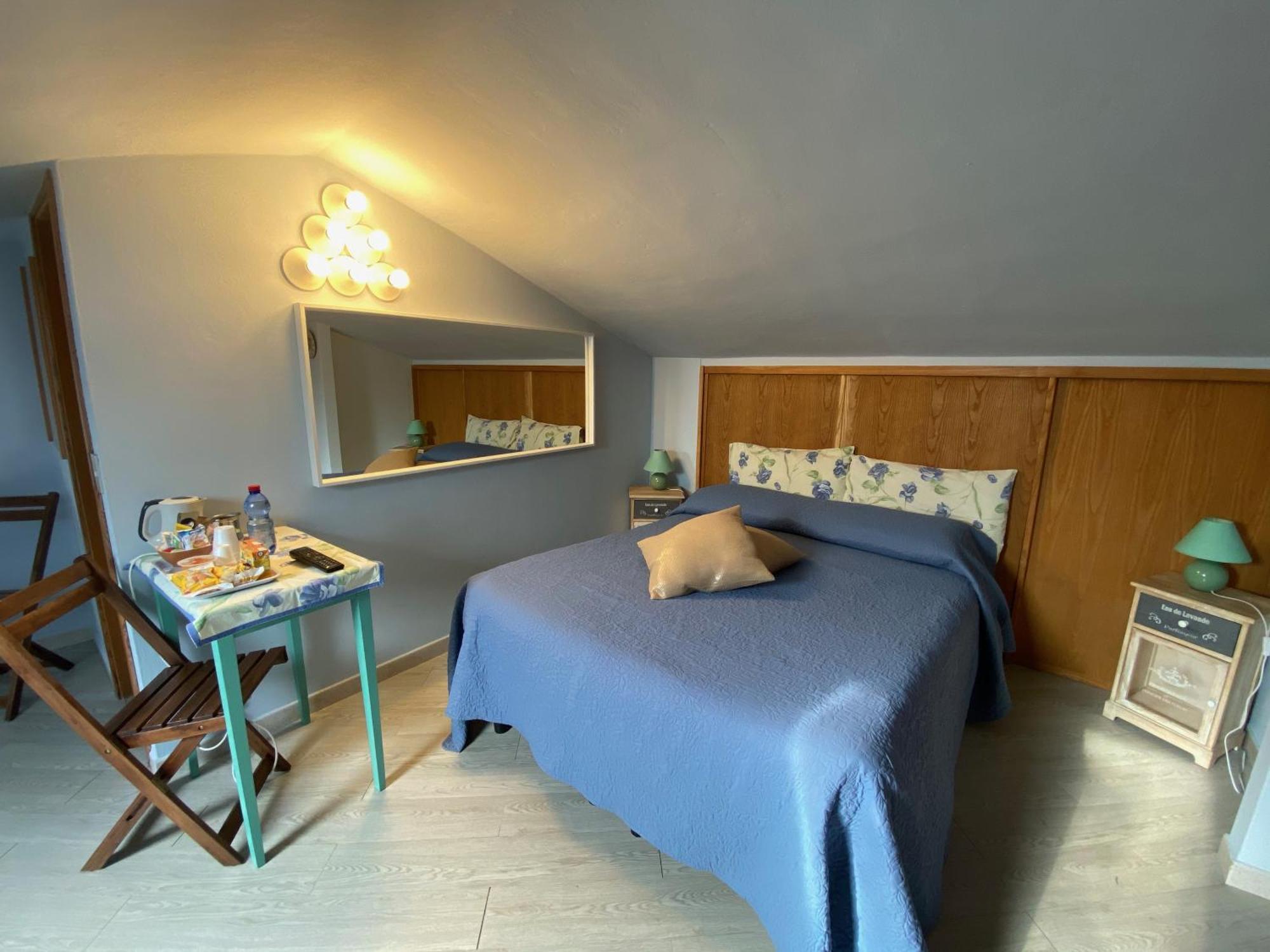 Albergo La Pineta Marina dʼMarina dʼAndora Quarto foto