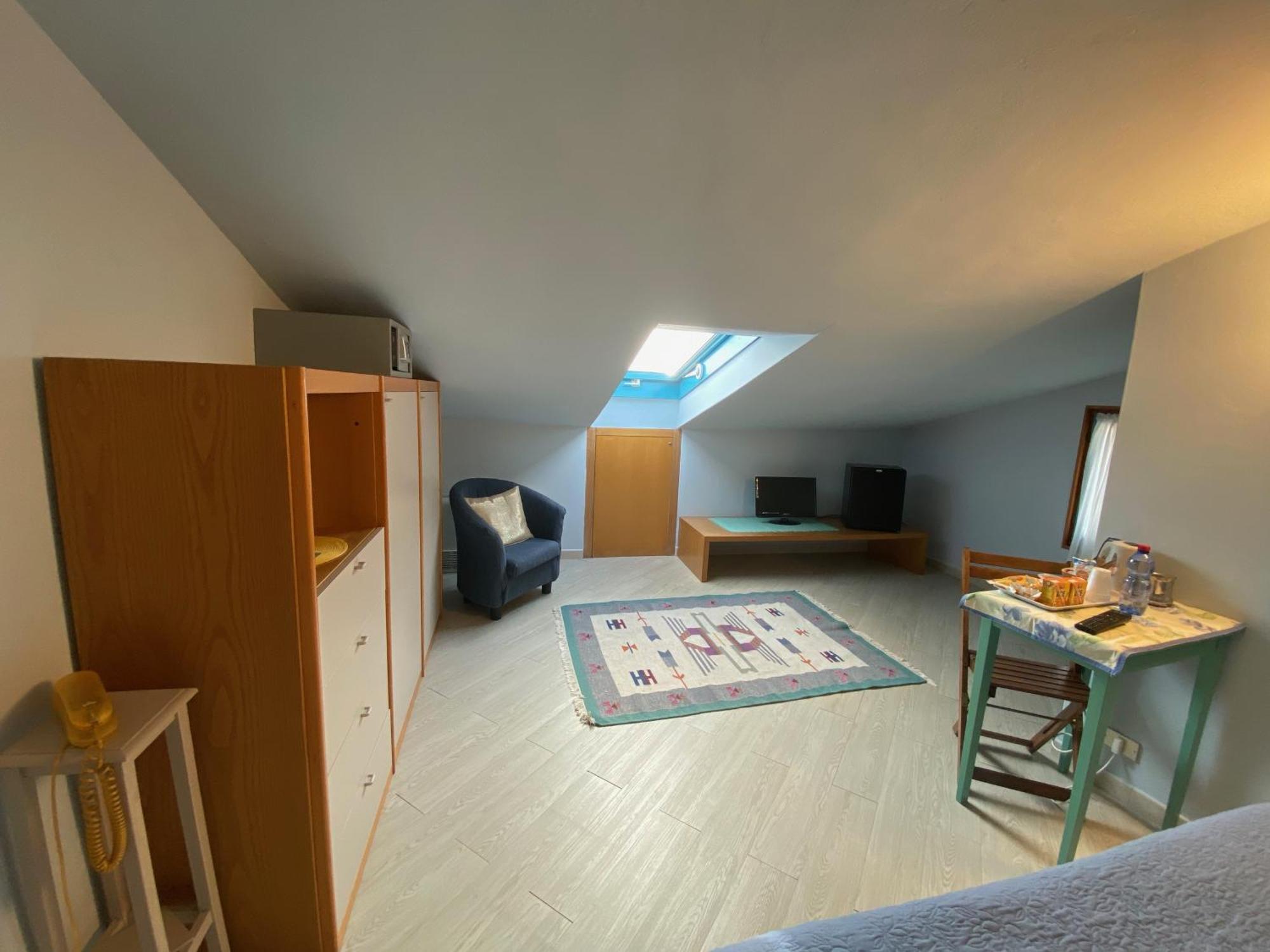 Albergo La Pineta Marina dʼMarina dʼAndora Quarto foto